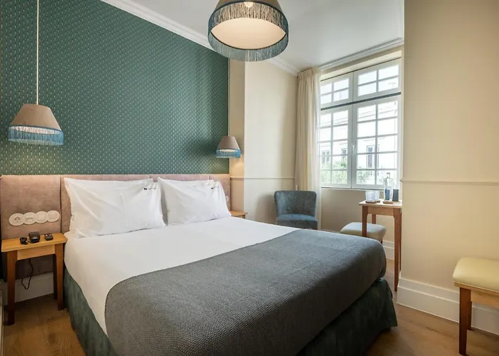 Boemio Flh 4*